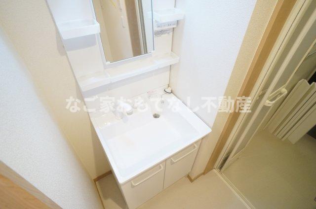 洗面設備　同型タイプ