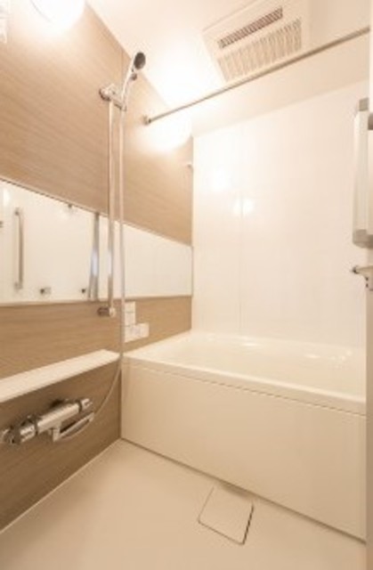 バス・シャワールーム　別部屋参考写真