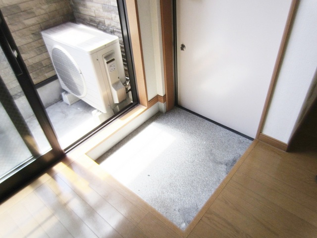 玄関　玄関はこんな感じです