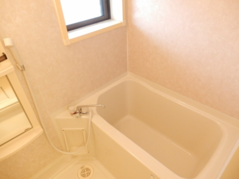 バス・シャワールーム　図面と現状に相違がある場合には現状を優先ｖ