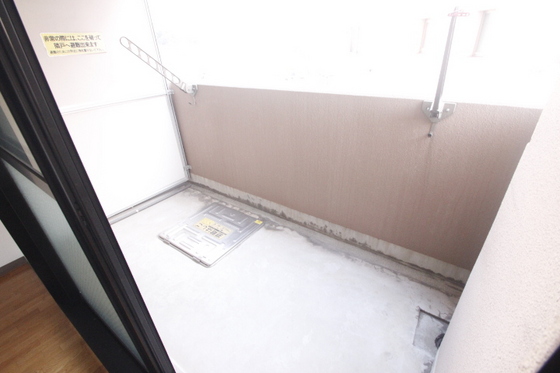 バルコニー　※別部屋の写真です