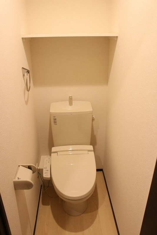 トイレ　別号室