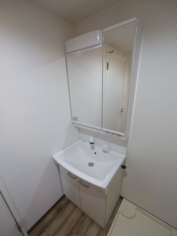 洗面設備　脱衣所　シャンプードレッサー