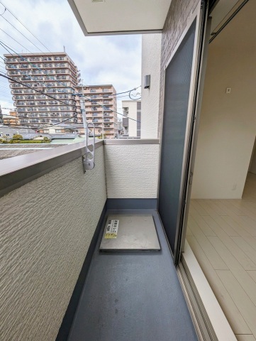 バルコニー　日当り良好の西向き