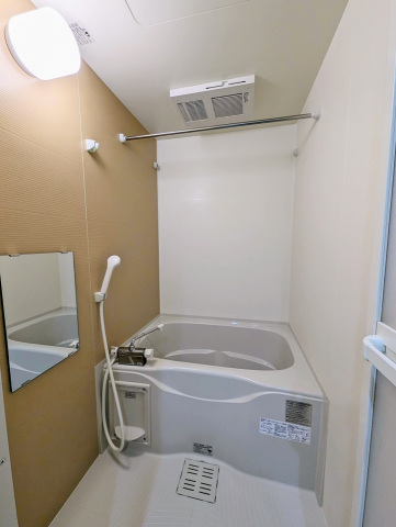 バス・シャワールーム　浴室乾燥機付き