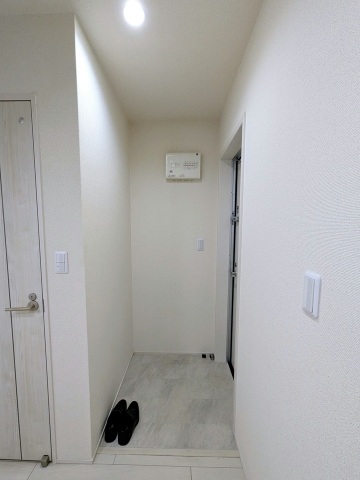 玄関　広々玄関