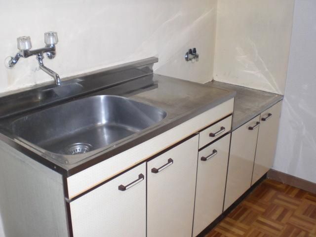 キッチン　★２口ガスコンロ設置可★