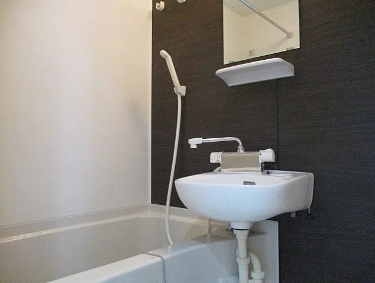 バス・シャワールーム　風呂