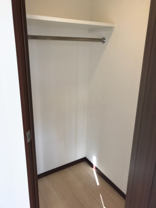 収納　ウォークインクローゼット