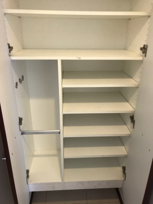 玄関　シューズボックス