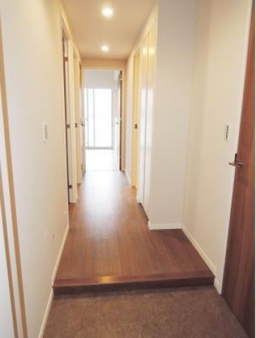 玄関　※別部屋参照