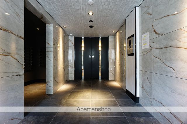 ロビー　ロビー