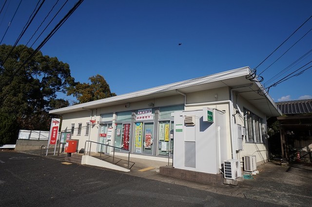 郵便局　直方感田郵便局（郵便局）まで1000m