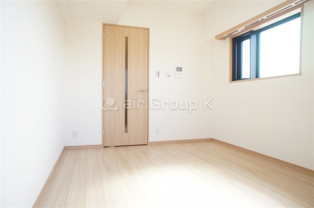 居室・リビング　室内