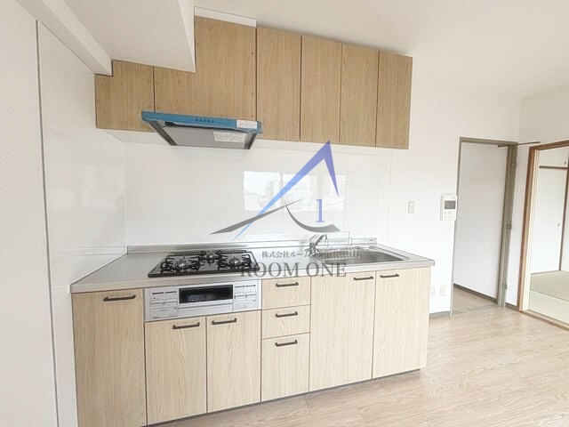 キッチン　キッチンです。