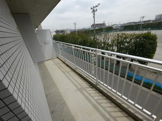 バルコニー　他号室の室内写真です