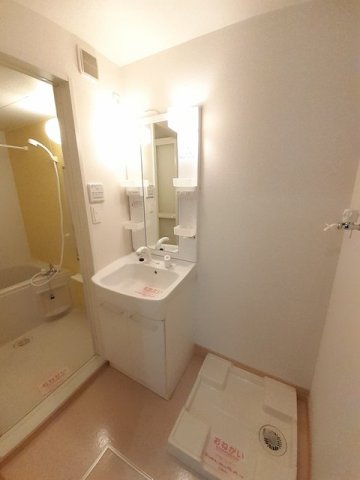 洗面設備　洗面所です