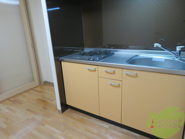 キッチン　システムキッチンがあります。いいですね＾＾