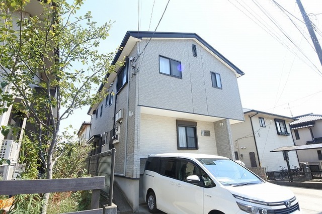 エントランス　長閑な住宅地