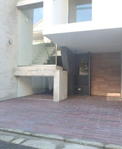 エントランス　☆きれいなエントランス☆