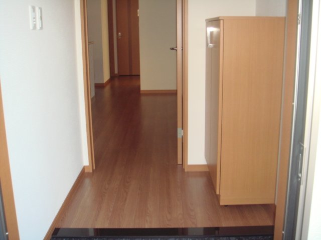 玄関　玄関（イメージ）