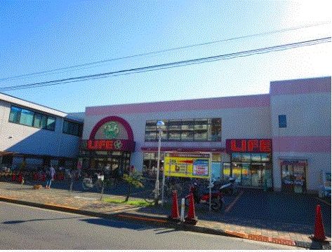 スーパー　ライフ大森南店（スーパー）まで810m