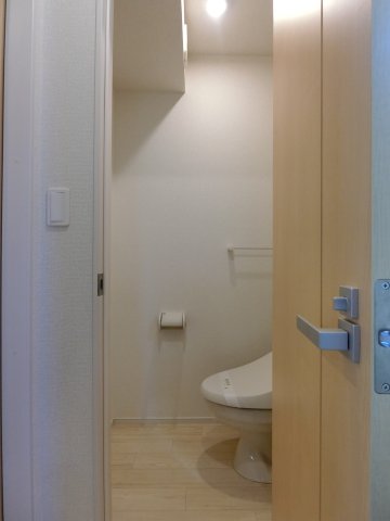 トイレ　イメージ101号室の写真