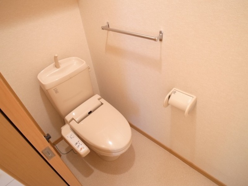 トイレ　図面と現状に相違がある場合には現状を優先