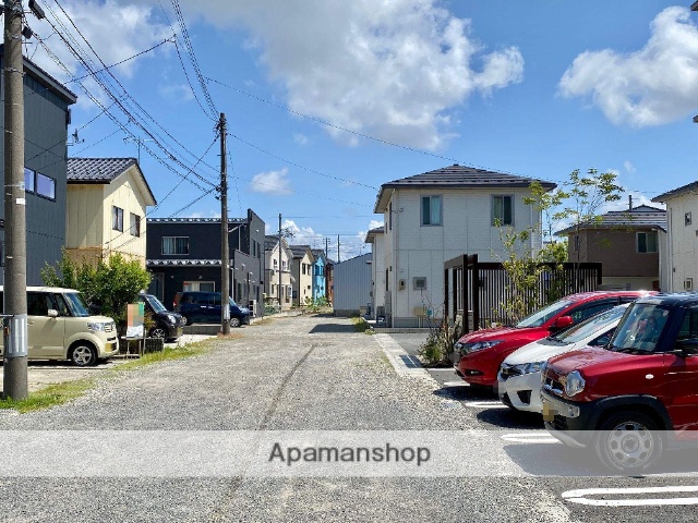 その他　前面道路（その他）まで0m