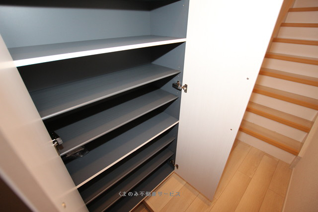 エントランス　エントランスです アウローラ・カーサ　201号室　2021/