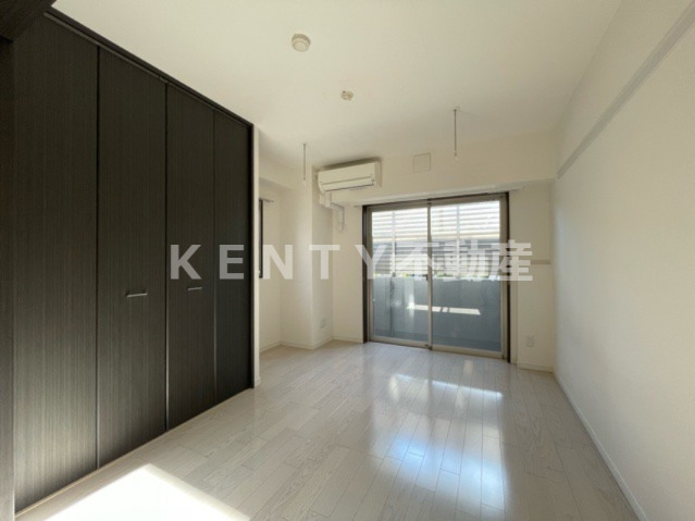 居室・リビング　居間です