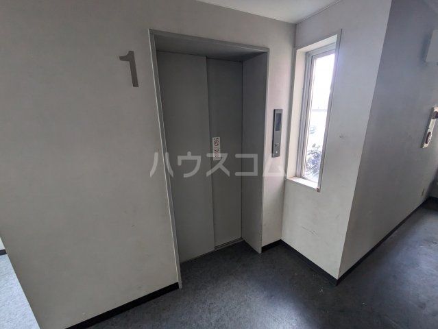 ロビー
