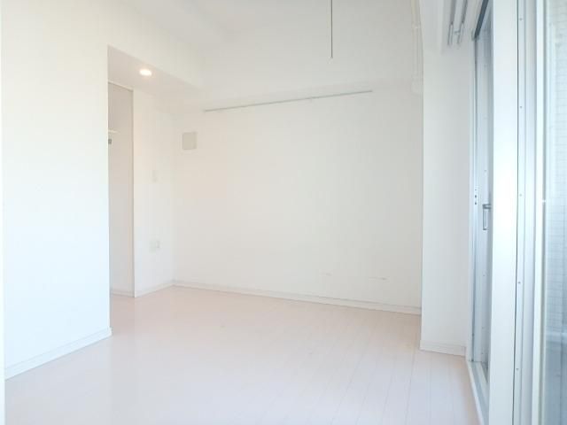 その他部屋・スペース　☆5.7帖の使い勝手のいい洋室です☆