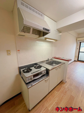 キッチン　写真は別のお部屋です。