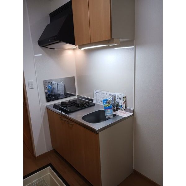 キッチン　2口ガスコンロ付で機能的なキッチンです！