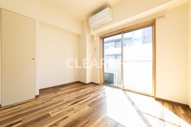 居室・リビング　同タイプ別住戸。