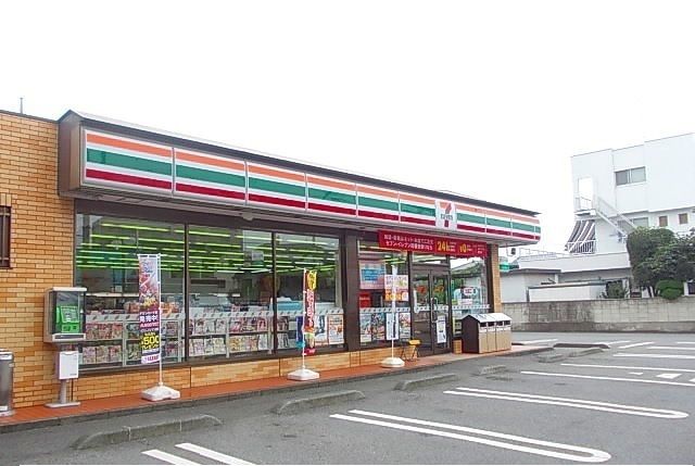 コンビニ　セブンイレブン館林上赤生田町店（コンビニ）まで450m