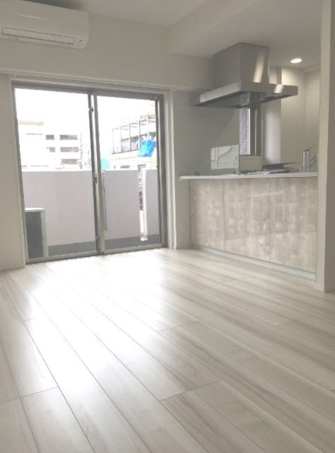 居室・リビング　☆明るい居室☆