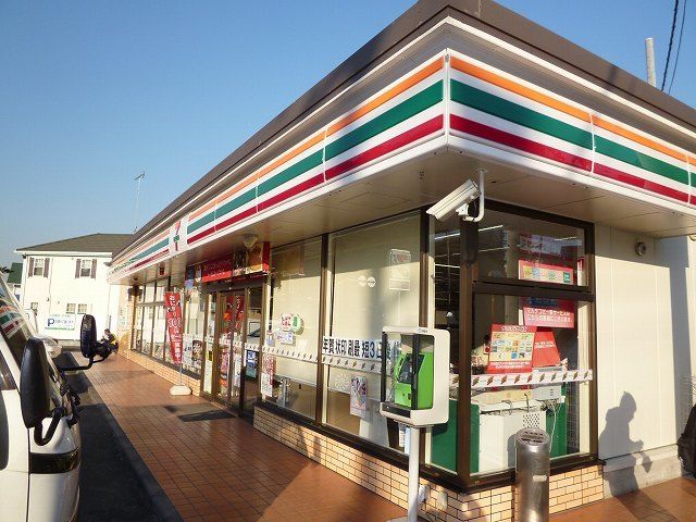 コンビニ　セブンイレブン（コンビニ）まで350m