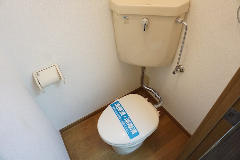 トイレ　参考画像　別部屋画像使用