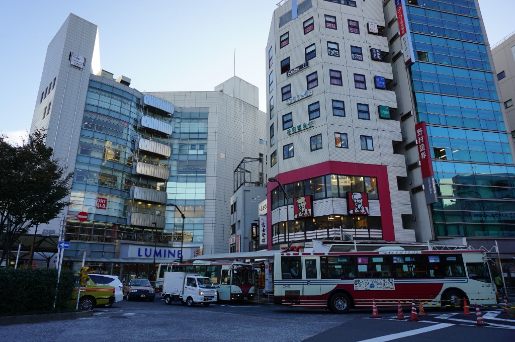 ショッピングセンター　LUMINE(ルミネ)荻窪（ショッピングセンター）まで334m