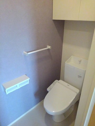 トイレ　落ち着いたトイレです