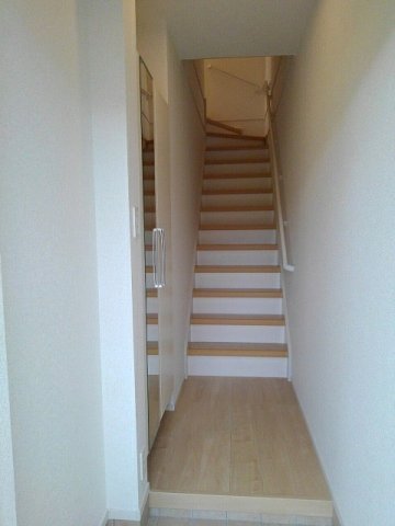 玄関　収納もある玄関です