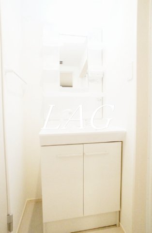 洗面設備　独立洗面台です。