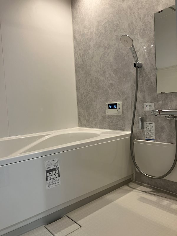 バス・シャワールーム