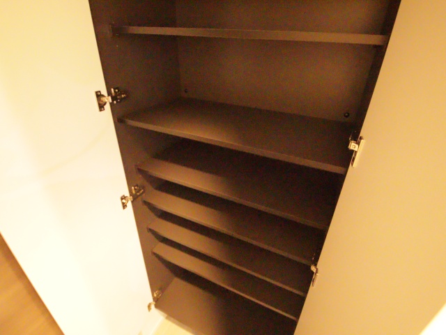 収納　※別室の参考写真の為、現況優先です。