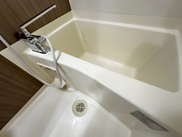 バス・シャワールーム　詳細は、RISUMO江坂本店までお問合せください♪