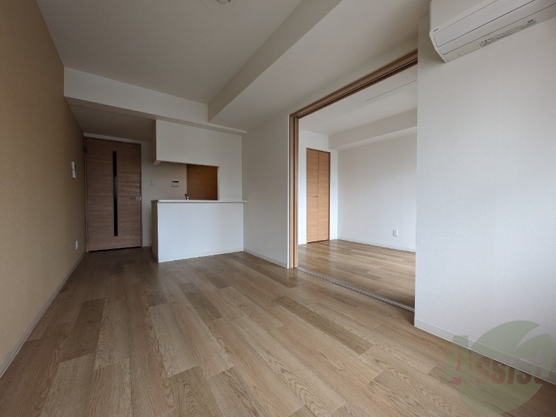 居室・リビング　広くてキレイなお部屋が広がっていて、充実した生活が送れそう。