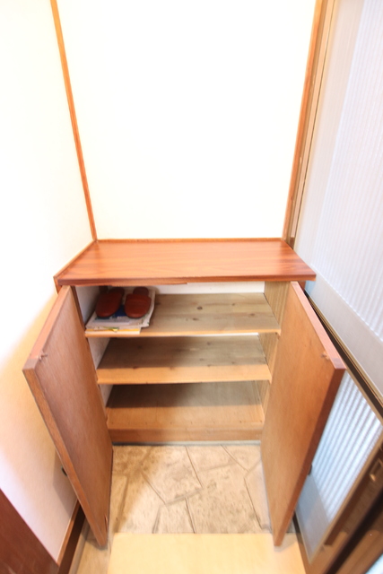 玄関　シューズボックス