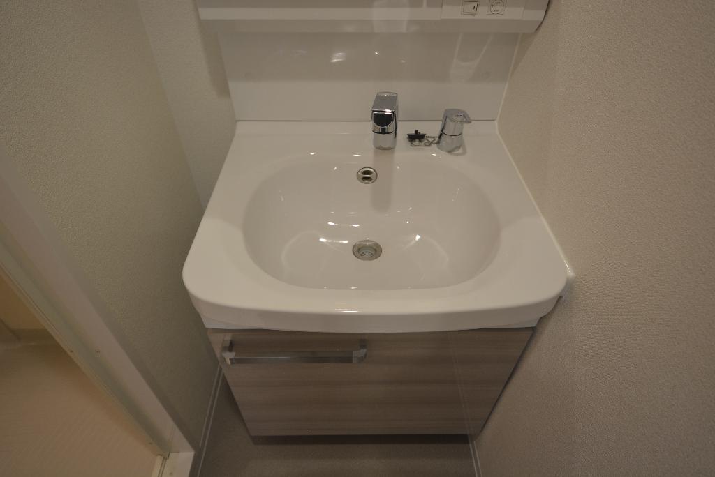 洗面設備　洗髪洗面化粧台